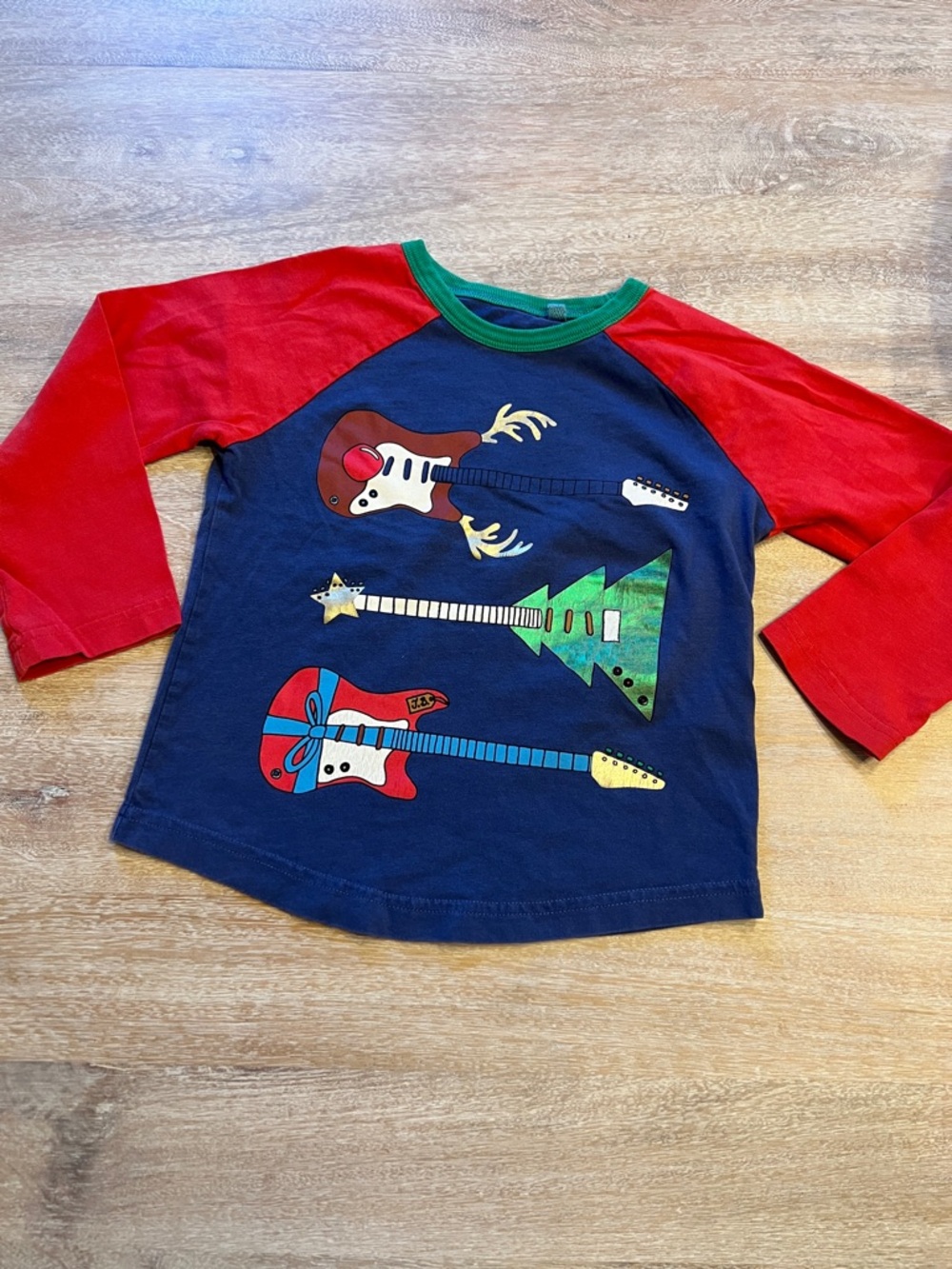 mini Boden Christmas guitar tee 3/4 VGUC
